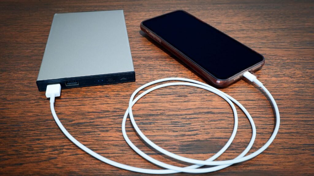 Importación de bancos de energía desde China 101: Cómo importar y transportar bancos de energía desde China 2 ¿Qué es un Power Bank?