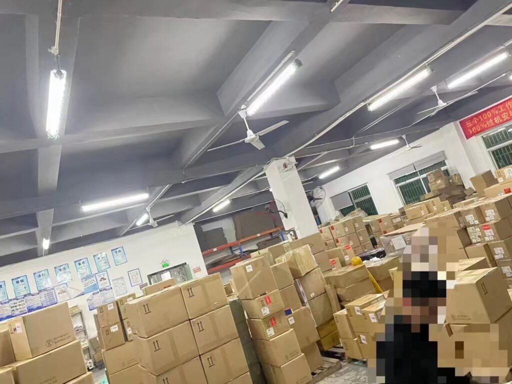 リチウム電池輸送業者 2 リチウム電池輸送箱
